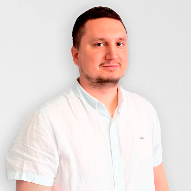 Сотрудник: Владимир Богатов