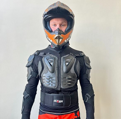 Моточерепаха GIXXER